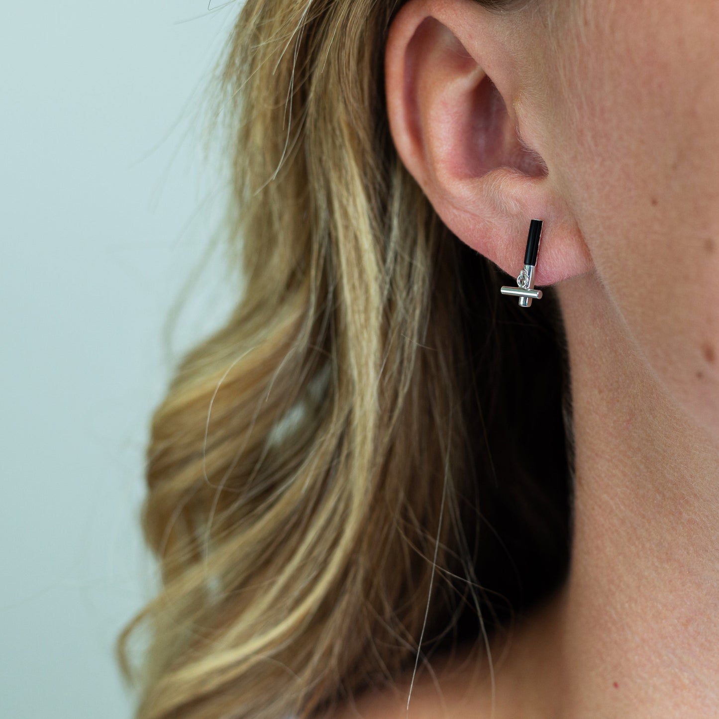 Minimalist Movement Onyx T-Bar Silver Stud Earrings