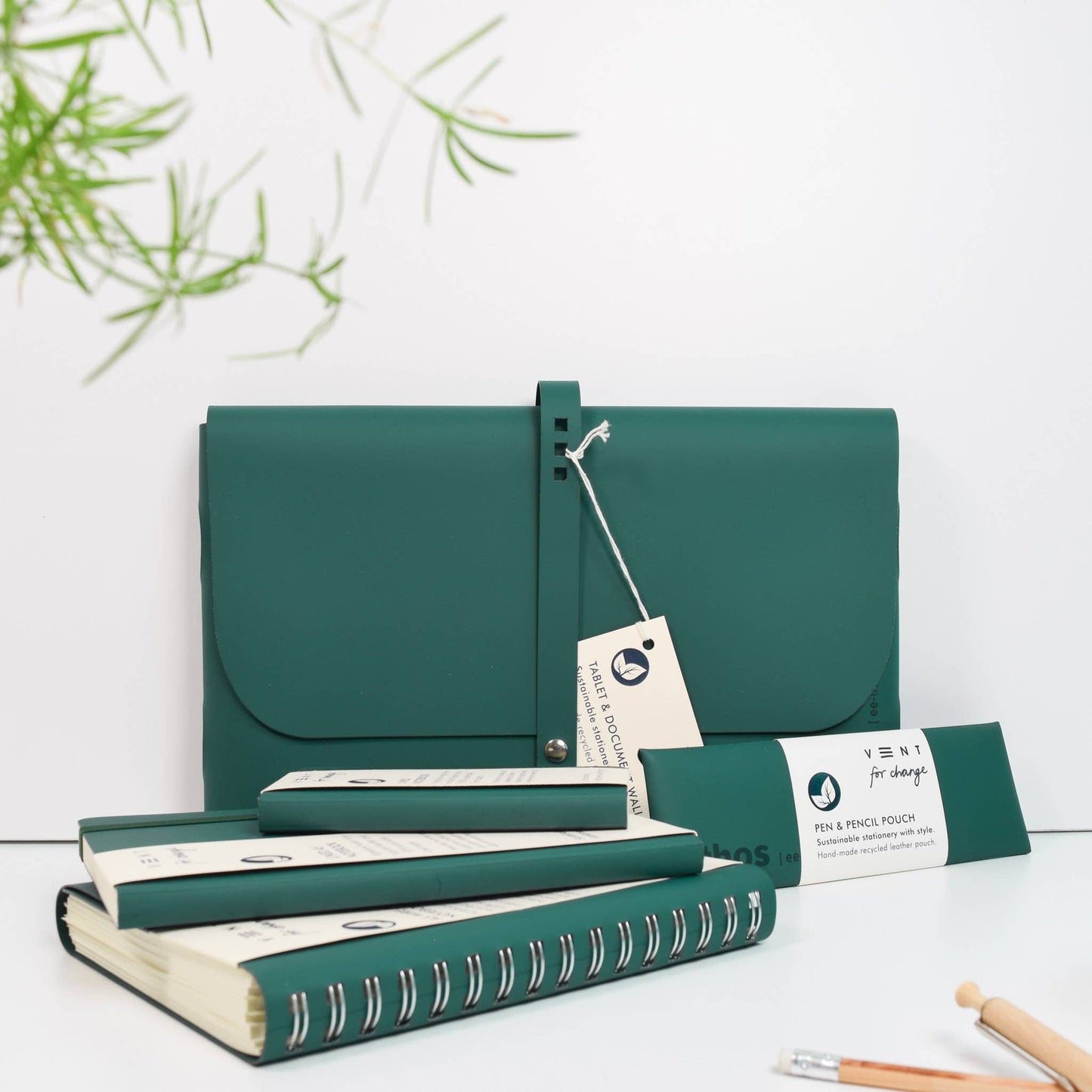 Recycled leather A4 document & tablet wallet - ETHOS Emerald